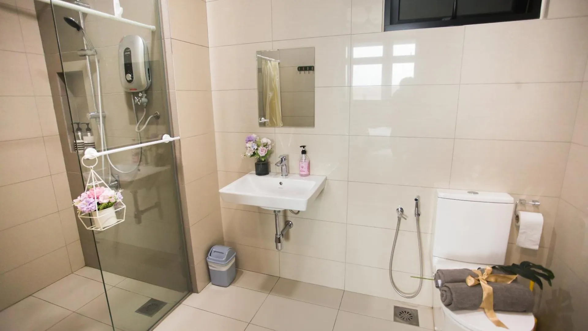 Paradigm Residence By The One - Upstair Of Paradigm Mall Jb Johor Bahru 0*,  Malaisie